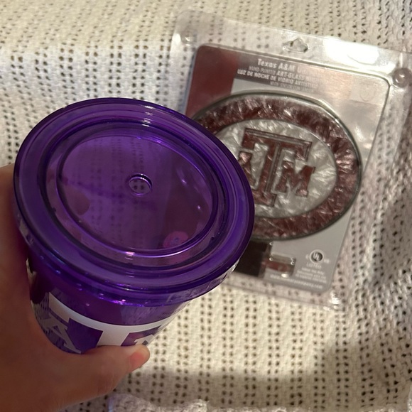 Lot of 2 Texas A&M items, nightlight and a tumbler - Picture 2 of 7